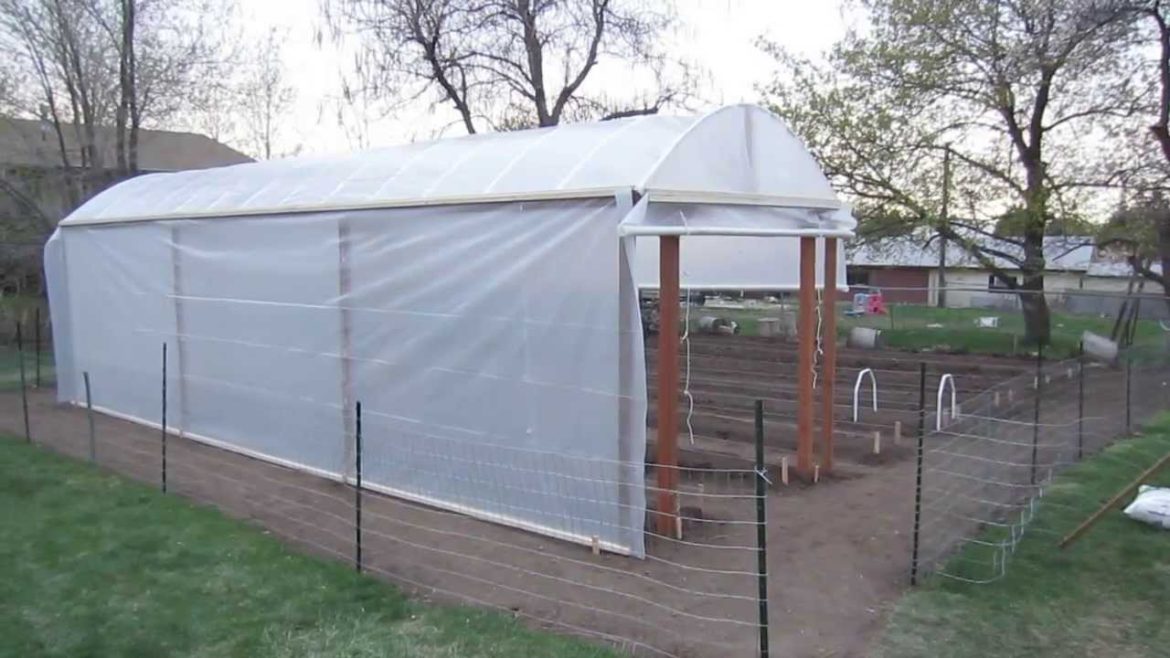 Greenhouse Construction Plans for a Double 18" Wide Vegetable Garden