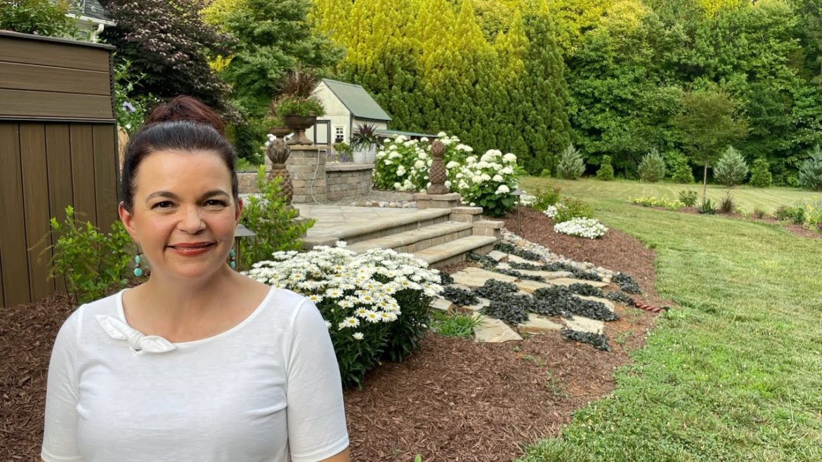 Top 5 Tips for Successful Gardening in the Heat | Gardening with Creekside Top 5 Tips for Successful Gardening in the Heat | Gardening with Creekside