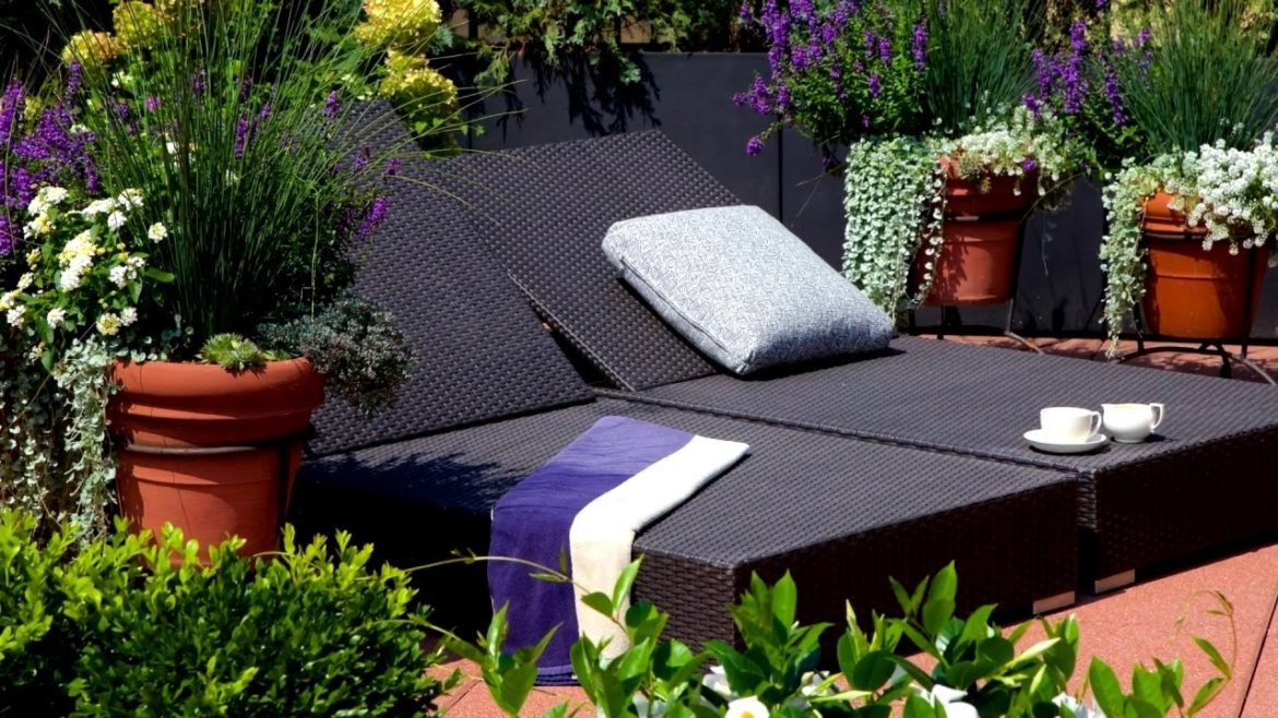 29+ Gorgeous Container Garden Ideas | Beautiful Backyard Gardens & Rooftop Gardens