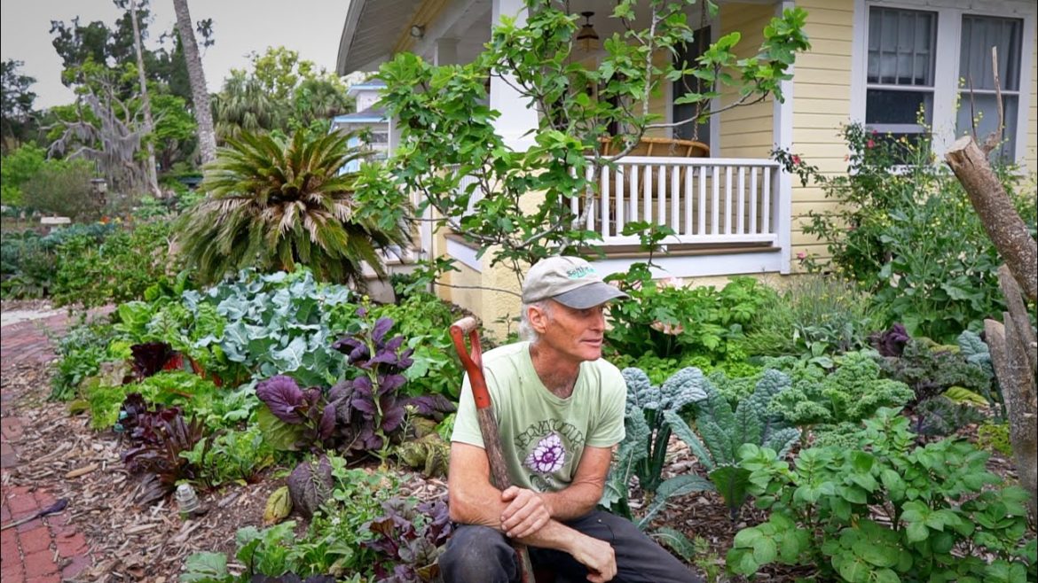 $5.6K a Month: Front Yard Market Farming (1Yr. Update) w/ Jim Kovaleski