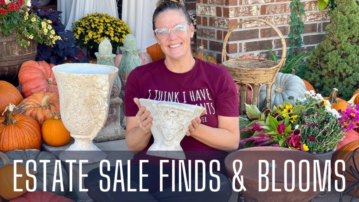Garden Estate Sale Finds & Harvesting Flowers 🌺 || Estate Sale Haul || Cutting Garden || Zone 8