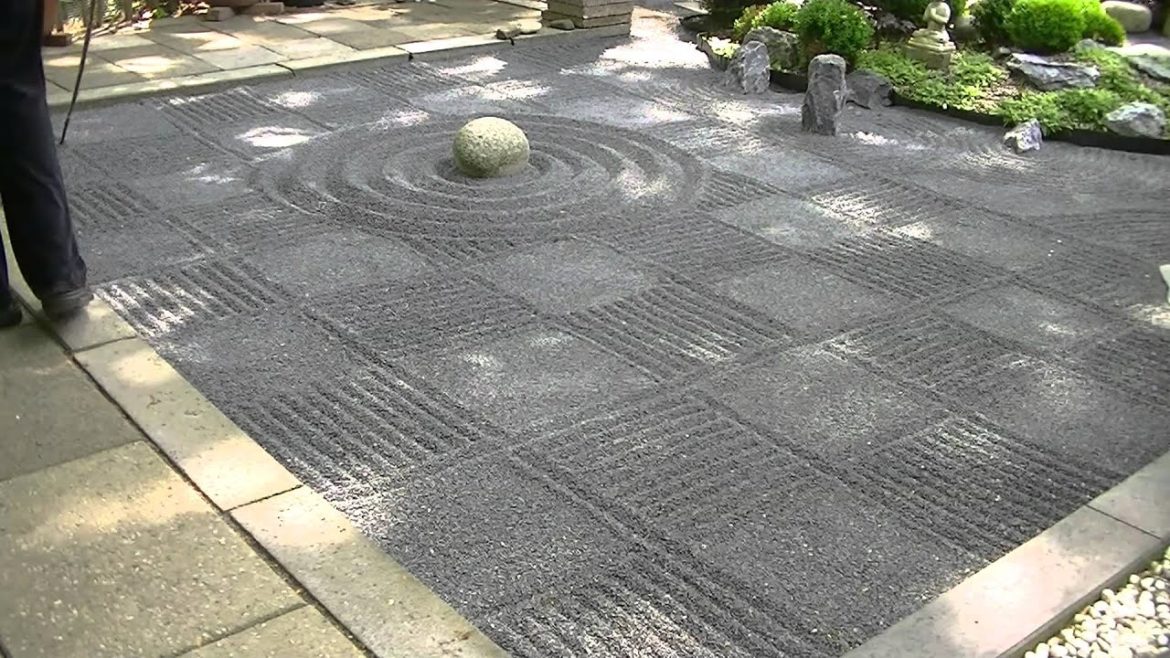 Japanese Zen garden gravel raking checkers