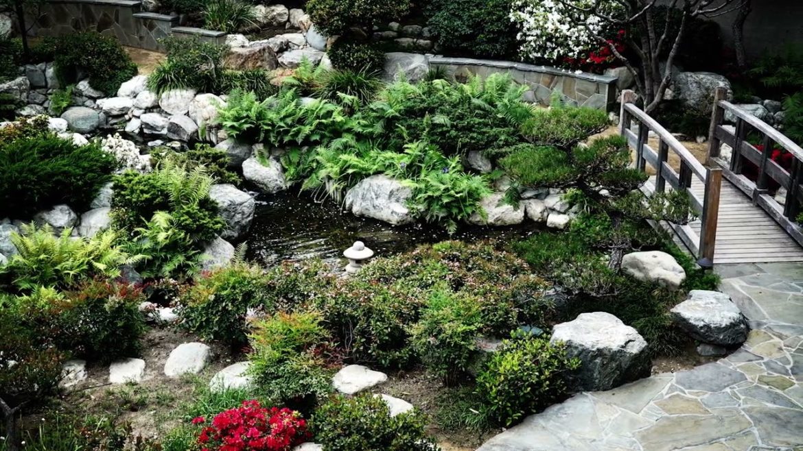 Places LA: James Irvine Japanese Garden at JACCC, Little Tokyo, Los Angeles 05