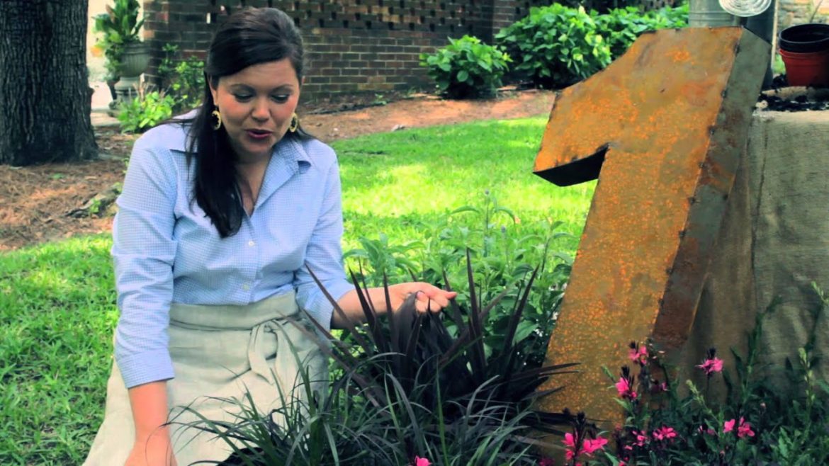 Gardening 101: Planting a Container Garden is as Simple as 1-2-3 Gardening 101: Planting a Container Garden is as Simple as 1-2-3