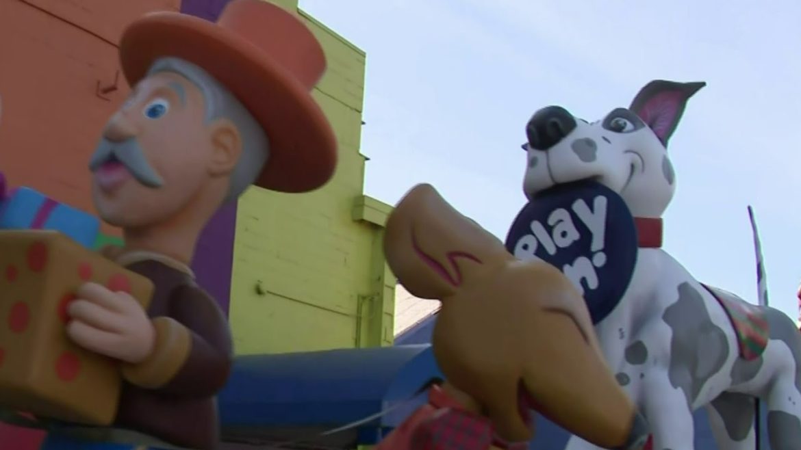 Pet Supplies Plus to have float in Thanksgiving Parade