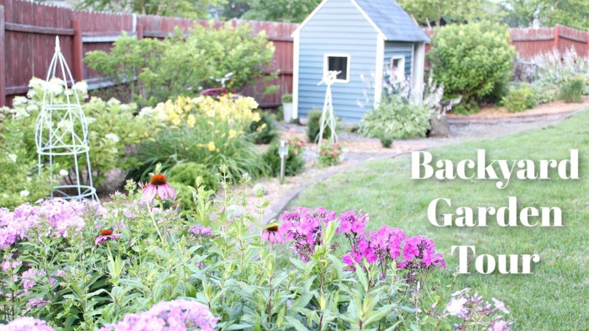 Backyard Garden Tour | Garden Clean Up