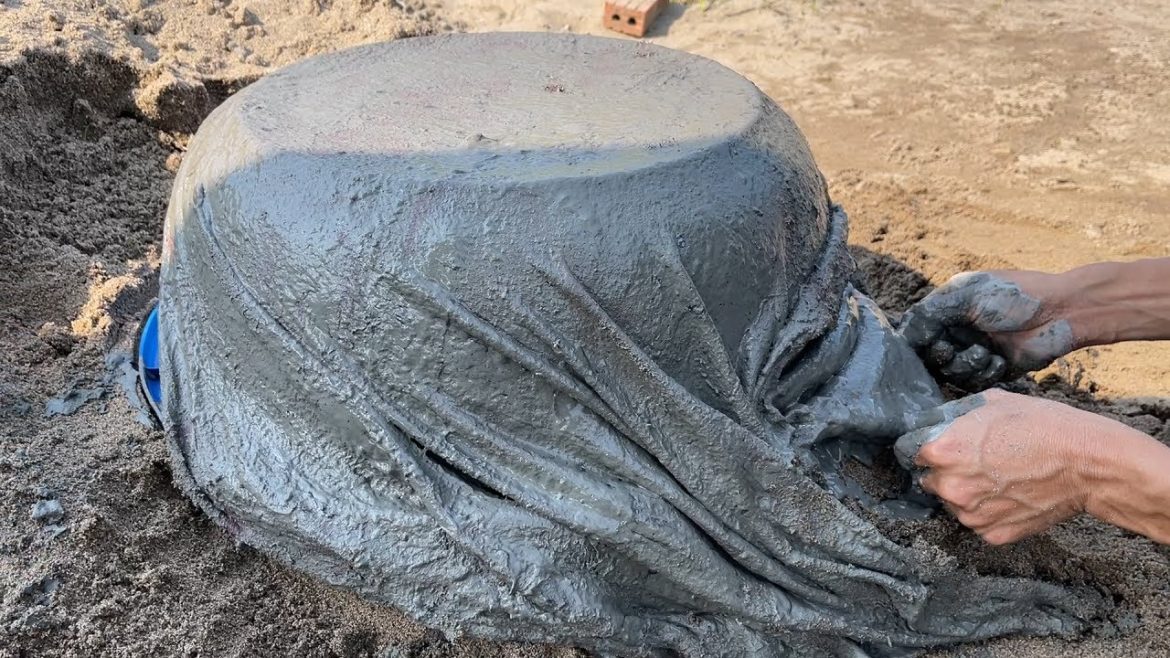 Beautiful Garden Decoration Ideas With Fish Pots And Flower Pots, Easy Coffee Table Making Technique