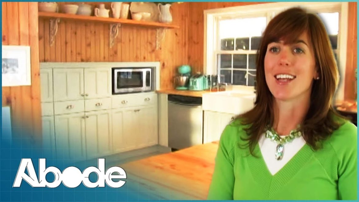 Sarah Richardson Designs Breathtaking Boathouse | Design Inc. | Abode Sarah Richardson Designs Breathtaking Boathouse | Design Inc. | Abode