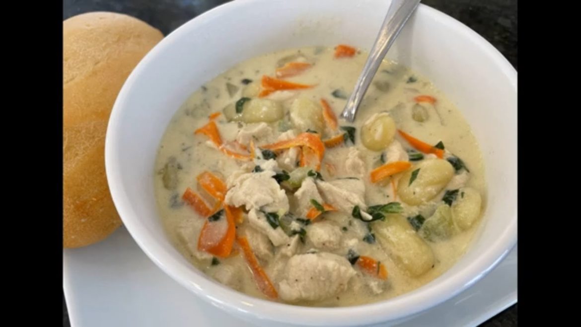Instant Pot Olive Garden Chicken Gnocchi Soup! Taste Just Like It!