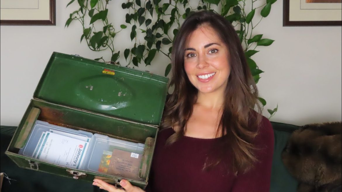 I Already Have All The Seeds for My 2023 Garden | What I'm Growing