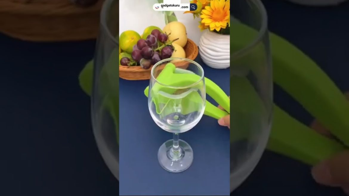 Smart Gadgets!😍 Home Cleaning/ Inventions For The Kitchen [Makeup&Beauty] #shorts #short #trending