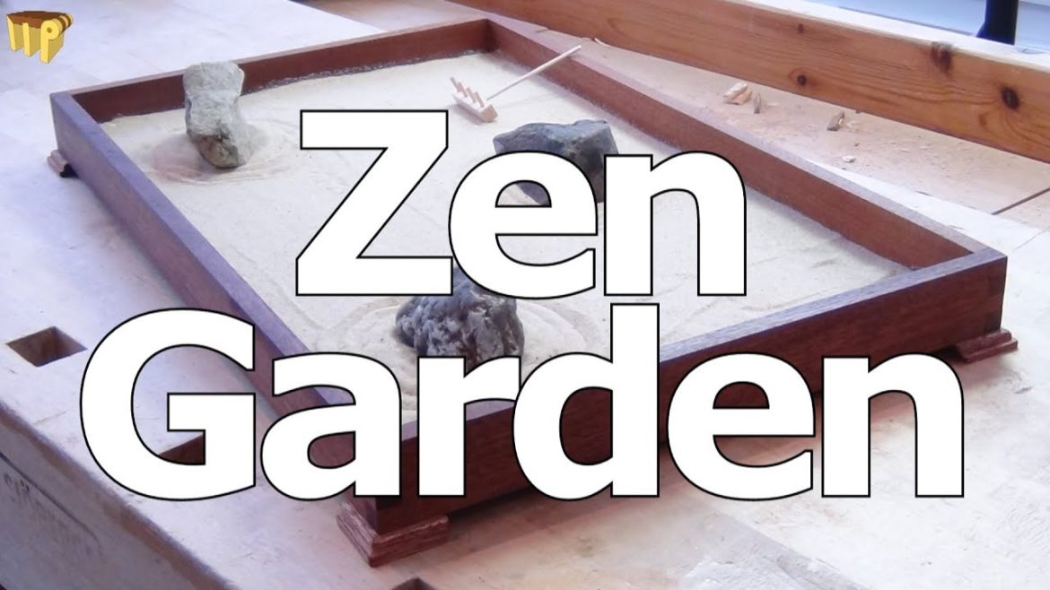 Miniature Japanese Rock Garden / Zen Garden Miniature Japanese Rock Garden / Zen Garden