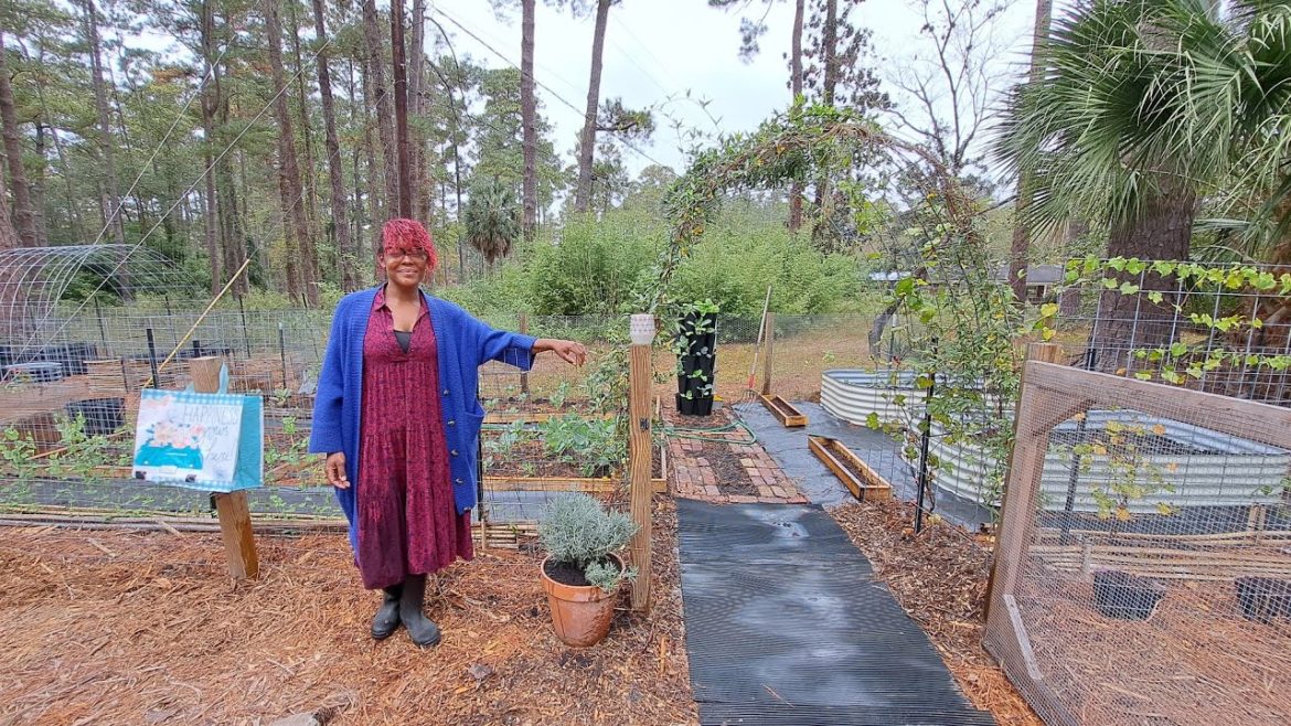 GARDENING is THERAPY!  #gardening #growyourownfood #containergardening