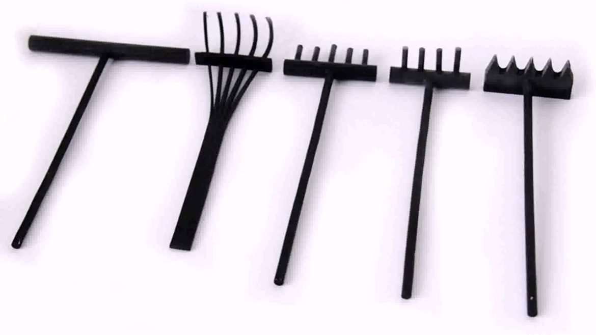 Japanese Garden Rake Design