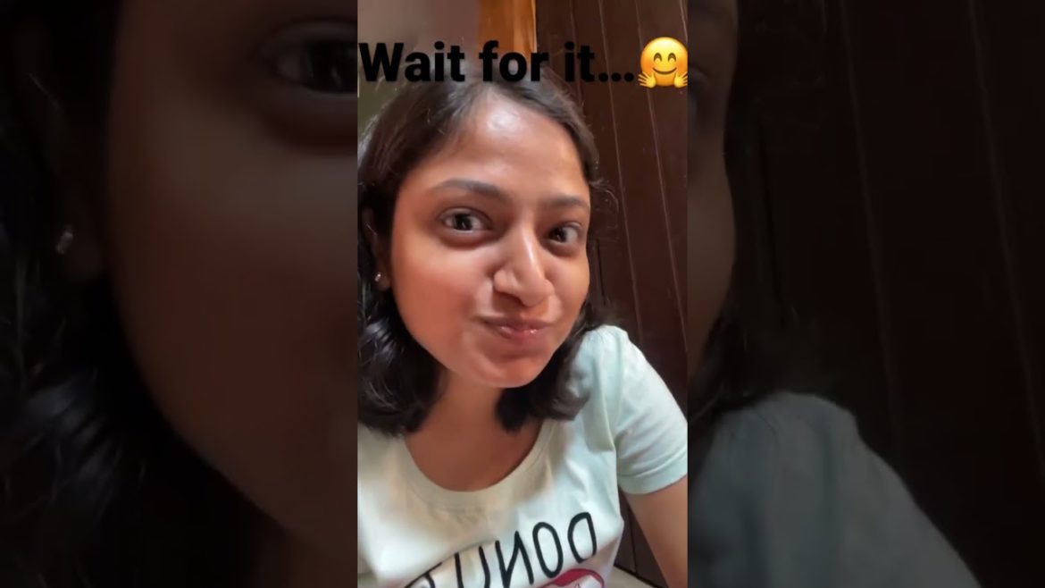 Maa k hath se khane mai khane ka swad badh jaata hai🤗 do you agree?☺️ #maa #food #love #life #mann