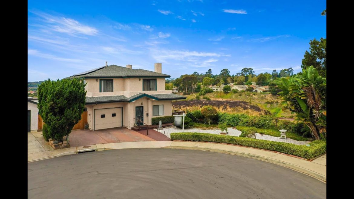 Home For Sale: 3230 Welmer Pl,  San Diego, CA 92122 | CENTURY 21