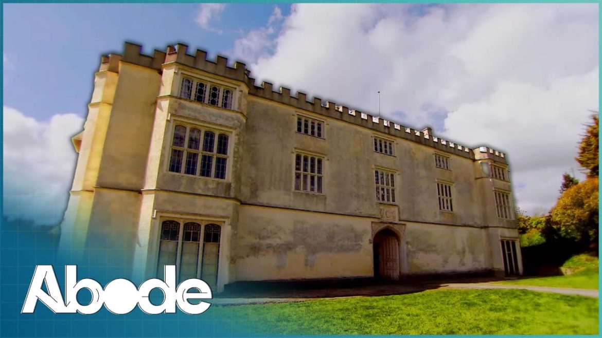 On The Brink Of Losing 800-Year-Old Family Mansion | Country House Rescue | Abode