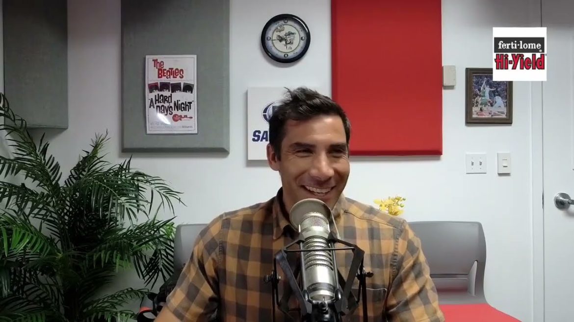 Worm Castings & Rock Dust Fertilizer with Juerg Spoerri - Garden America Radio Show [11.5.22]