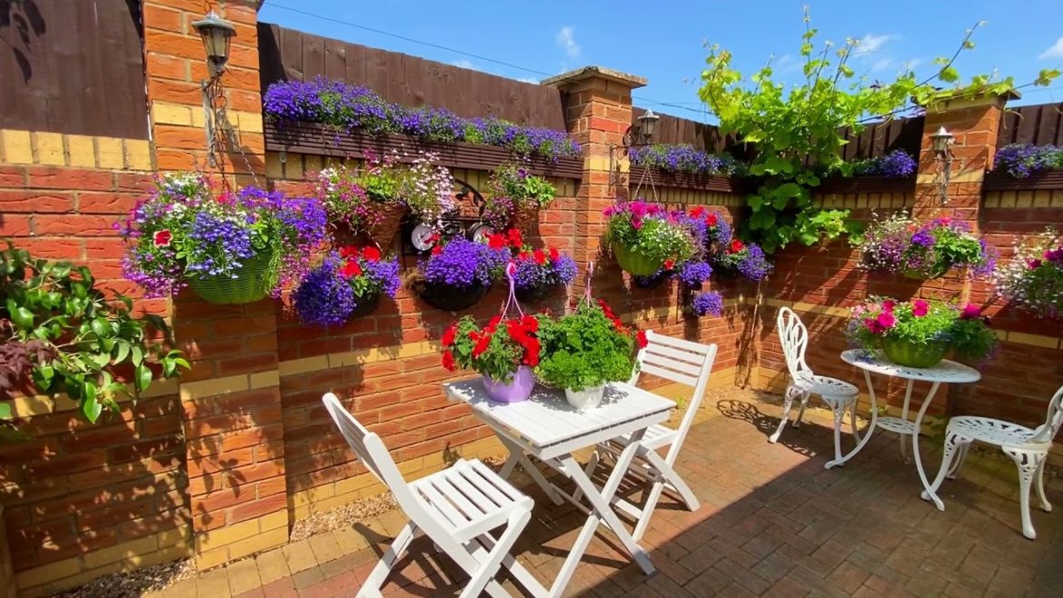 Beautiful Garden Design for Small Gardens