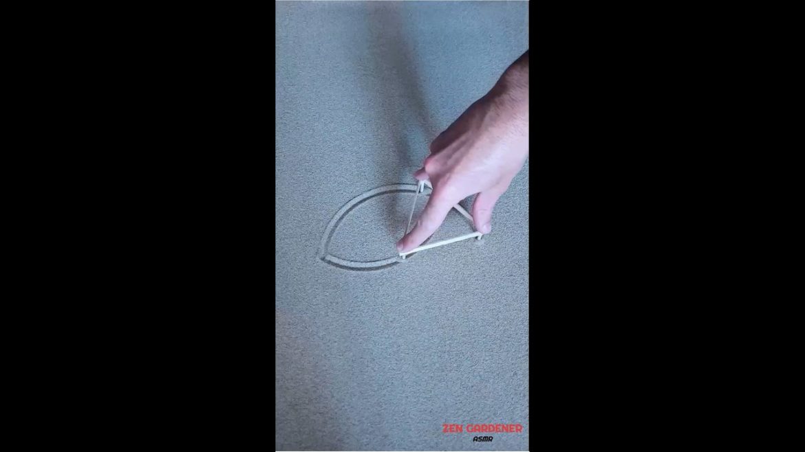Just Rotating a TRIANGLE... 👌 -- Zen Gardener ASMR -- Sand Art