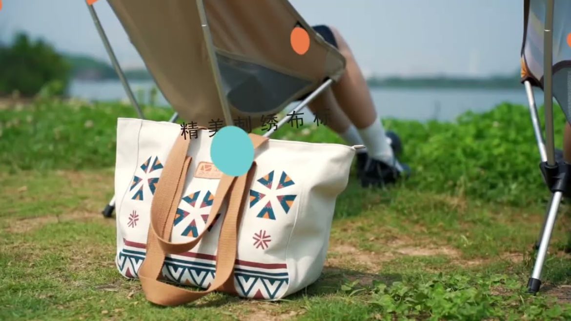 Mobi Garden Product – Tote Bag LAID-BACK CAMP ( YURU CAMP ) Mobi Garden Product - Tote Bag LAID-BACK CAMP ( YURU CAMP )