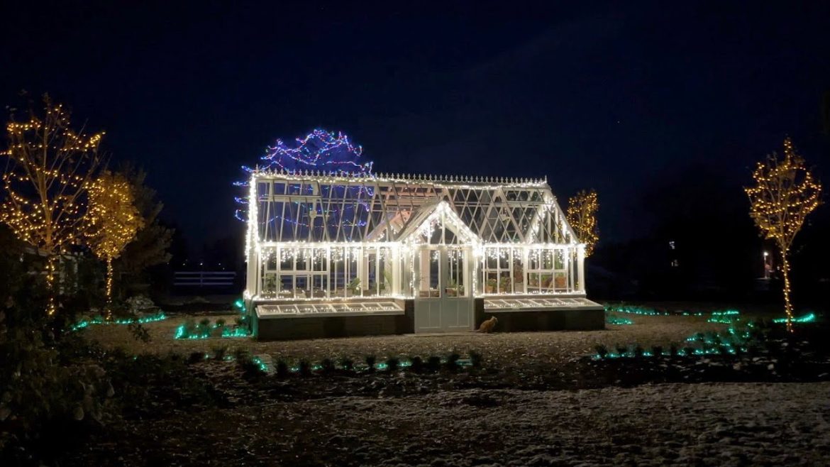 Garden Answer: Christmas Lights Around the Hartley! 😍🎄🥰 // Garden Answer Christmas Lights Around the Hartley! 😍🎄🥰 // Garden Answer