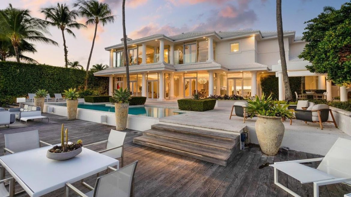 $8,600,00! Stunning transitional waterfront estate in Fort Lauderdale with a resort style backyard