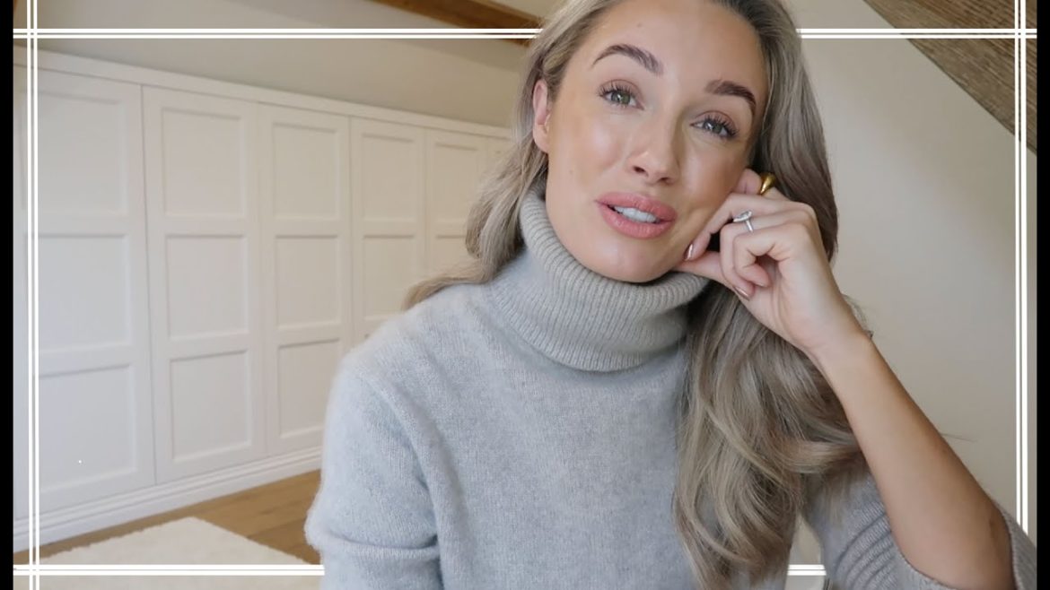 WREATH MAKING + REISS AUTUMN / WINTER TRY ON HAUL // Fashion Mumblr Vlogs