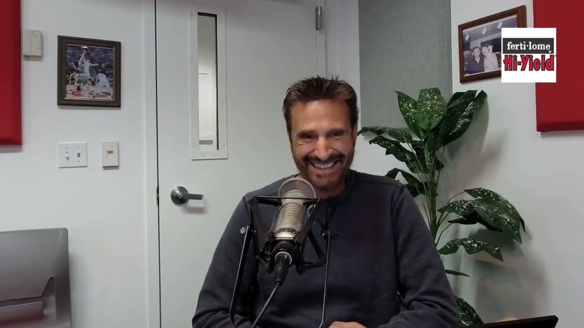 Queen of Succulents with Debra Lee Baldwin - Garden America Radio Show [11.12.22]