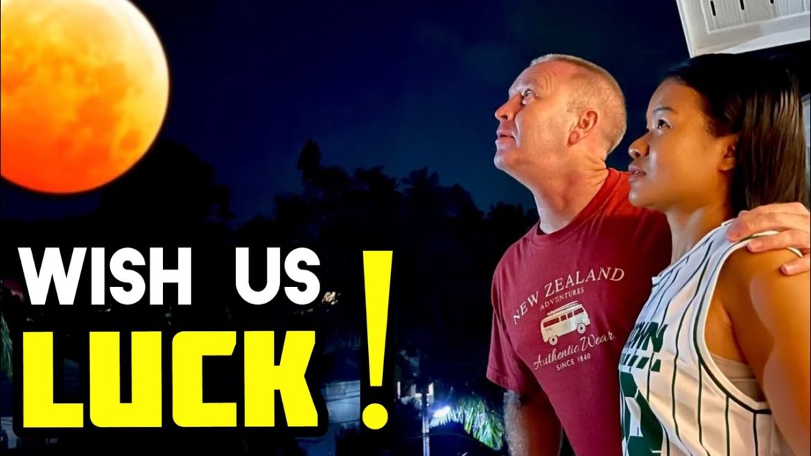 PLANS GONE WRONG AT A HUGE THAILAND FESTIVAL ! PLANS GONE WRONG AT A HUGE THAILAND FESTIVAL !