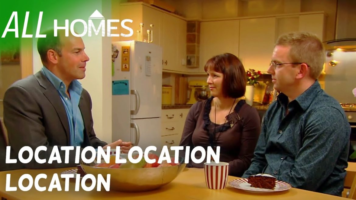 One of the Smallest Searches Phil Has Ever Done | Location Location Location | All Homes