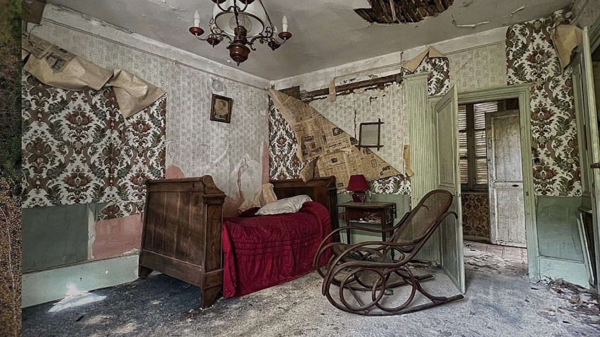 UNTOUCHED ABANDONED HOUSE FROZEN IN TIME – FAMILY HOME LEFT ABANDONED WITH EVERYTHING LEFT INSIDE! UNTOUCHED ABANDONED HOUSE FROZEN IN TIME - FAMILY HOME LEFT ABANDONED WITH EVERYTHING LEFT INSIDE!