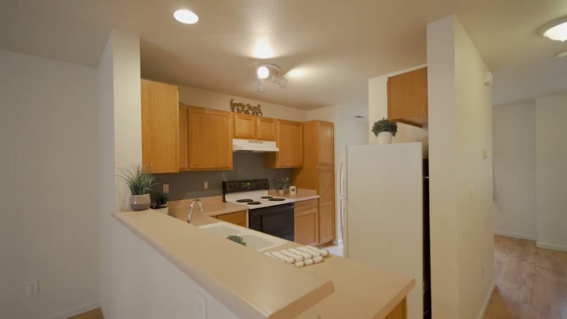 FOR SALE – 2030 Brookhurst Street #49, Medford, Oregon FOR SALE - 2030 Brookhurst Street #49, Medford, Oregon