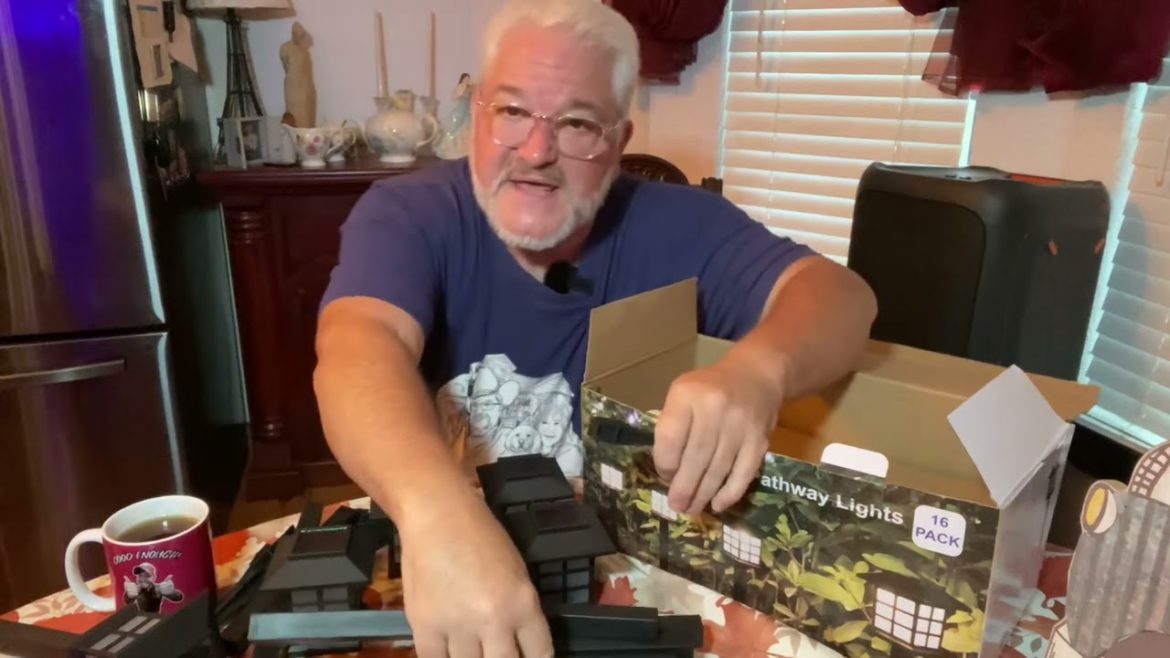 Solar Pathway Lights