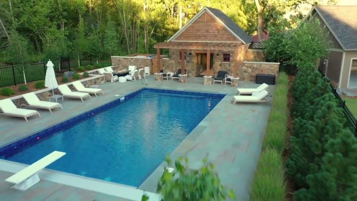 Lakeside Backyard Resort