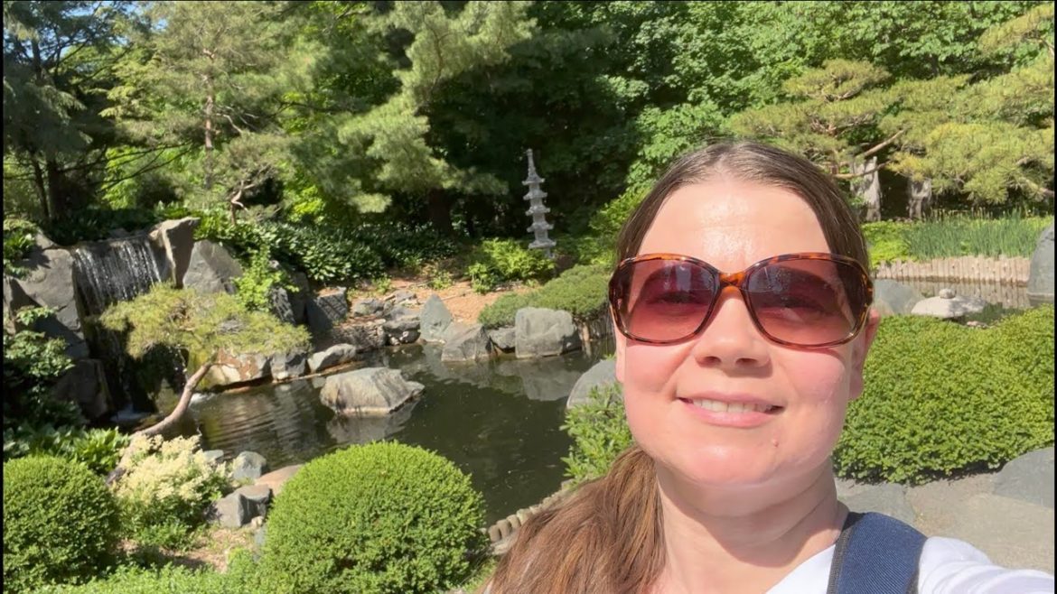 WATERCOLOR PAINTING – JAPANESE GARDEN – WATERFALL – PLEIN AIR WATERCOLOR PAINTING - JAPANESE GARDEN - WATERFALL - PLEIN AIR