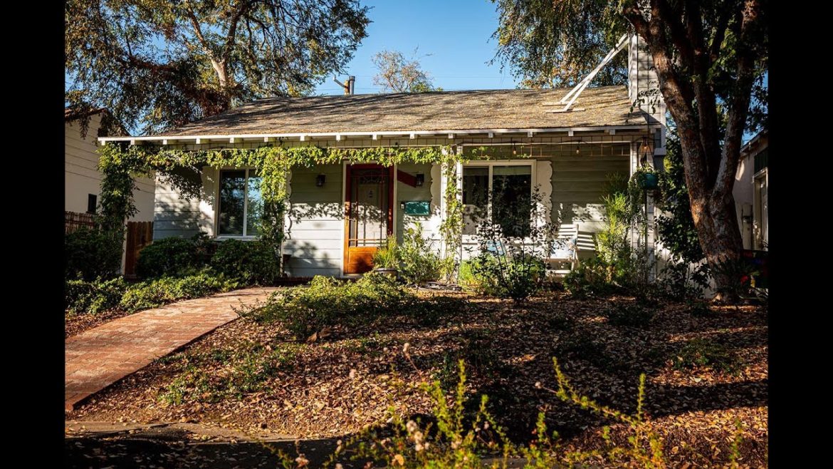 11519 Albers Avenue, NoHo #Cottagecore