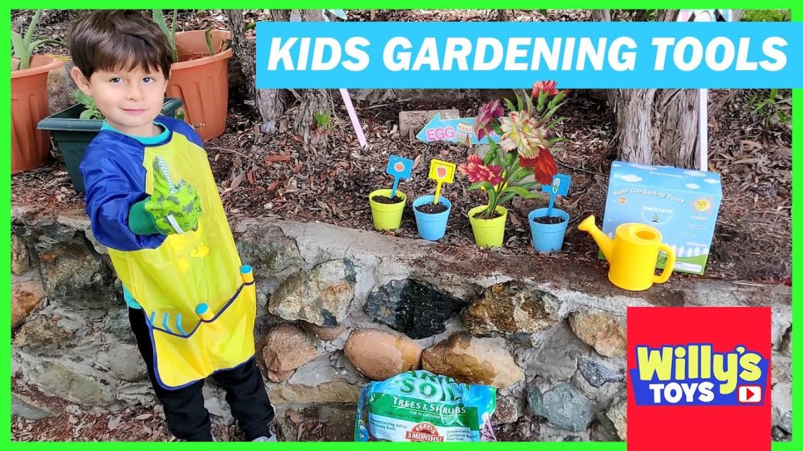 Kids Gardening Tools Toy Set by Innocheer - How to Plant Seeds for a Garden - Willy's Toys