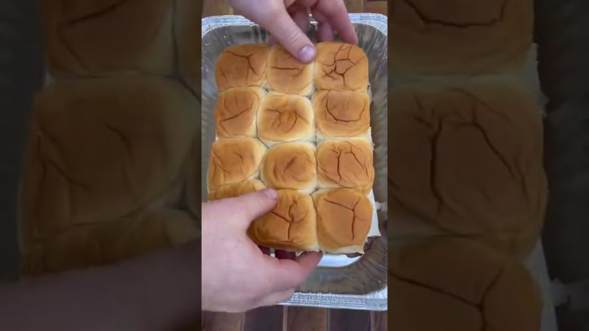 Brisket Sliders ๐๐ผ bbqtiktok foodtiktok recipe foryou Brisket Sliders ๐๐ผ bbqtiktok foodtiktok recipe foryou
