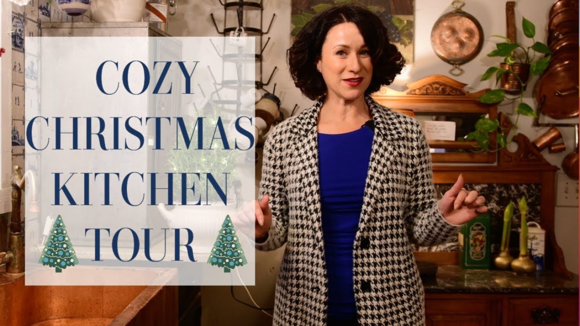 COZY CHRISTMAS KITCHEN TOUR | French Farmhouse