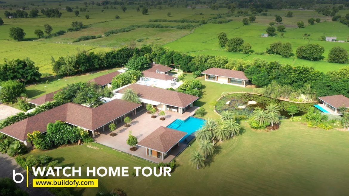 A Sprawling House With Multiple Courtyards