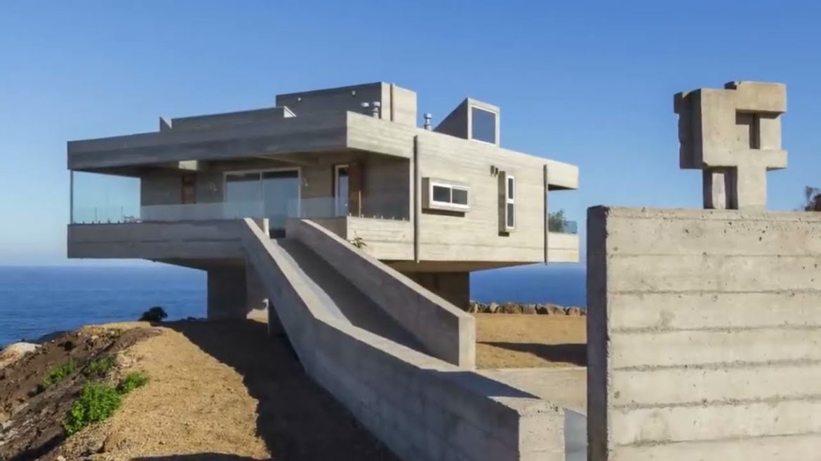 Modern houses made of concrete. Beautiful ideas and projects of houses