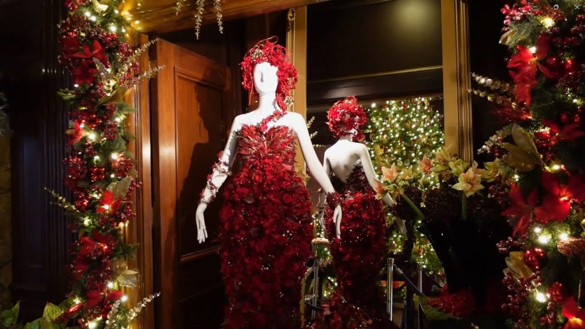 Botanical Garden Tour & Christmas Decor Inspiration // Longwood Gardens Christmas Garden Tour