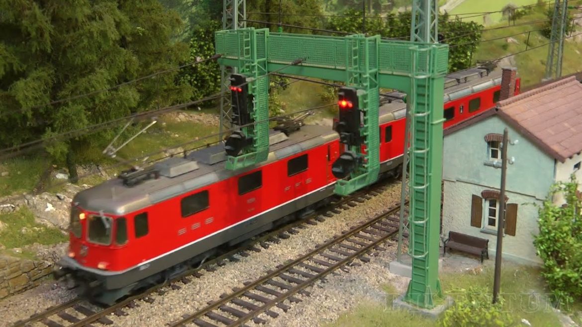 Swiss Model Railroads - HO Scale Layout Court du Bouton by Rob de Vleeschhouwer and Wim Wijnhoud