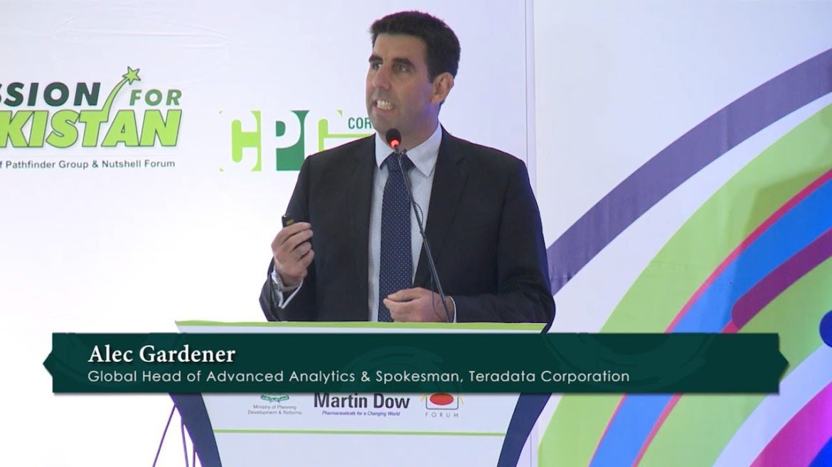 Talk by  Teradata's  Global Head of Advanced Analytics, Alec Gardener@LEADERS IN ISLAMABAD