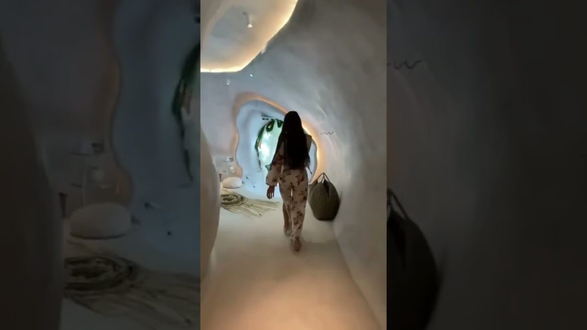 WOULD YOU STAY WITH ME HERE #shorts