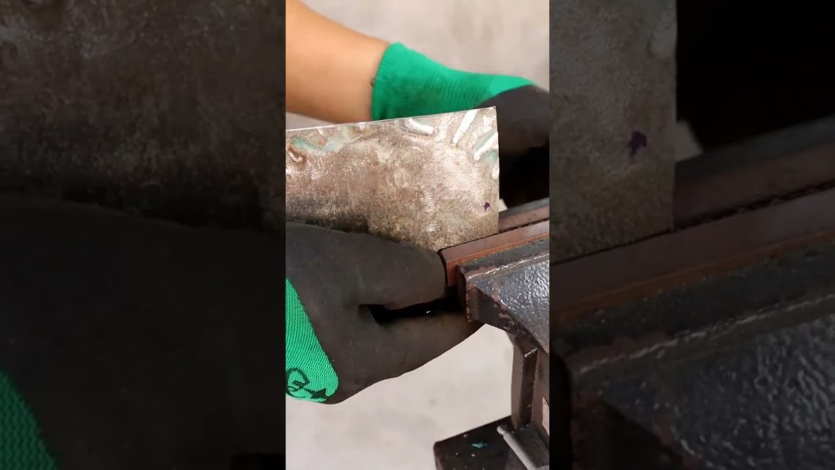 DIY smart wood stove from gas cylinders