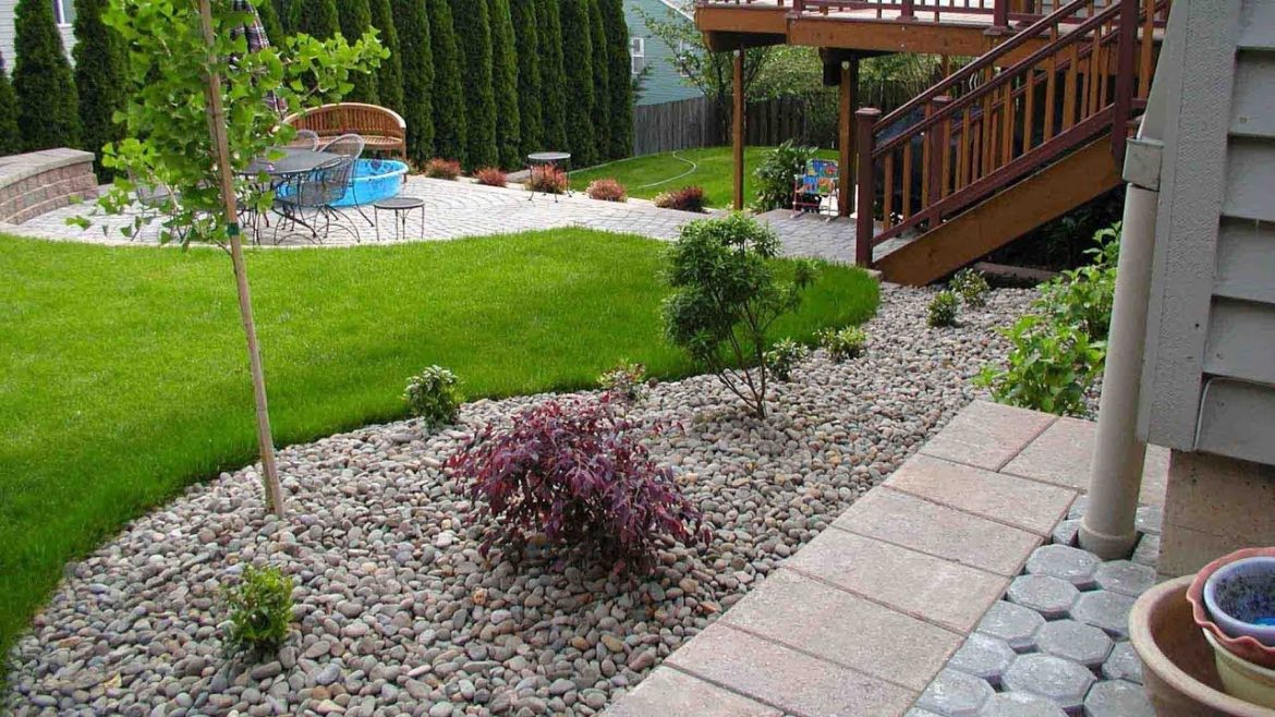 100+ Cool Small Yard Landscaping Ideas- Inspired Sign