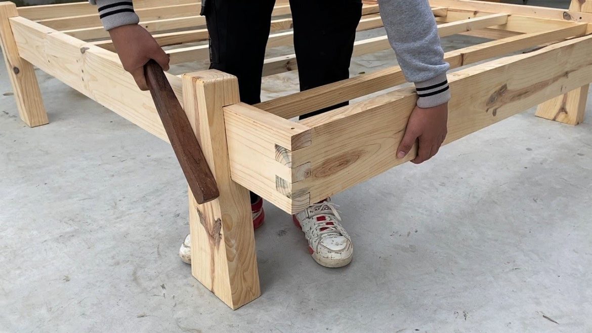 Extremely Creative Project With Wooden Strips // A Bed With An Extremely Attractive Design