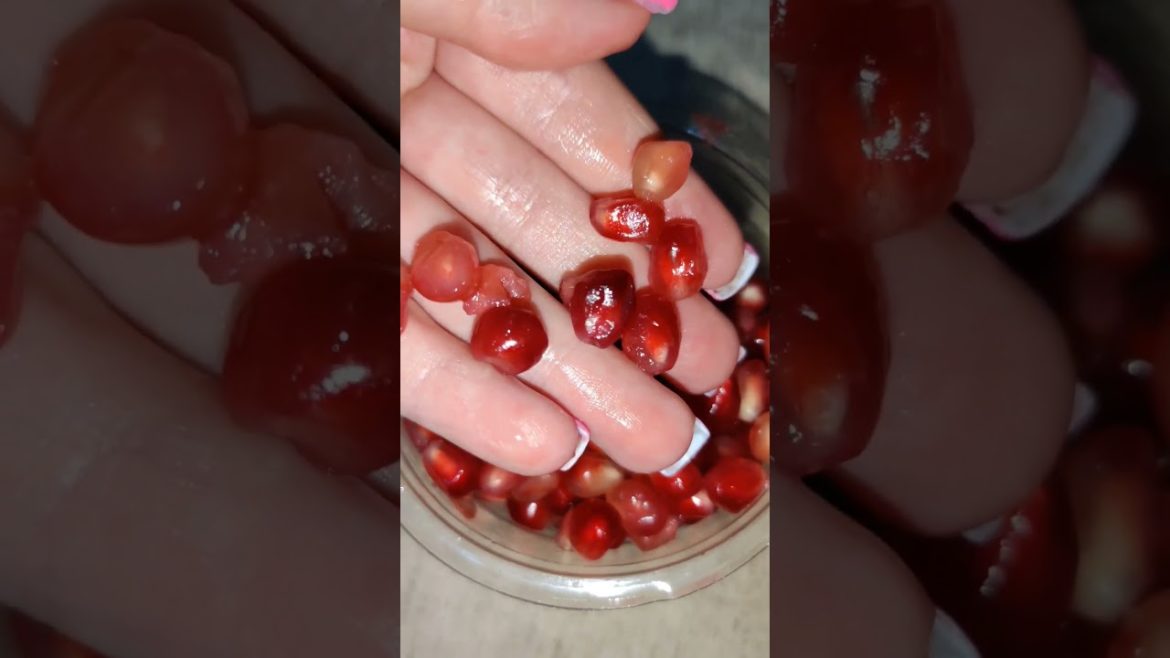 Growing Pomegranates ! 🥰😍❤️❤️@_Ibarbi._  - Capricorn Gardening Channel 💓🌷🌹✨#tips #gardening#grow